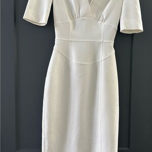 Burberry Elegant White Long Sleeve Dress